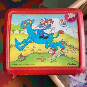 Vintage Raggedy Ann lunchbox 1988
